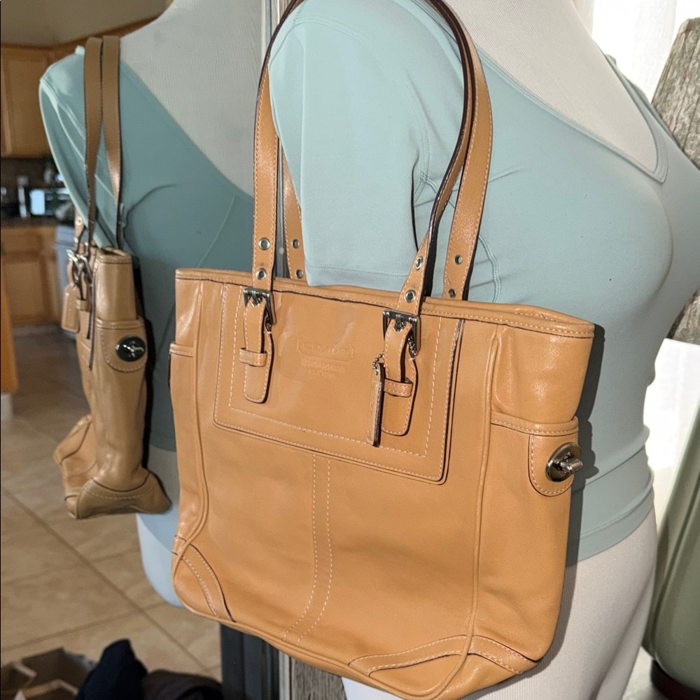 Coach Tan Leather Shoulder Bag
